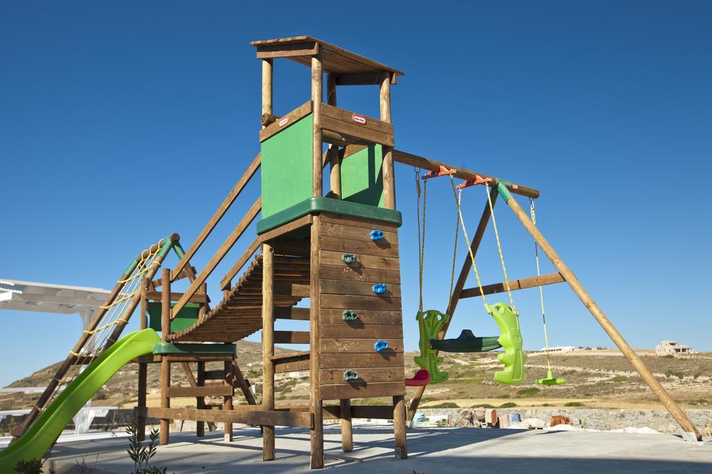 אדאמאס Miland Suites מראה חיצוני תמונה