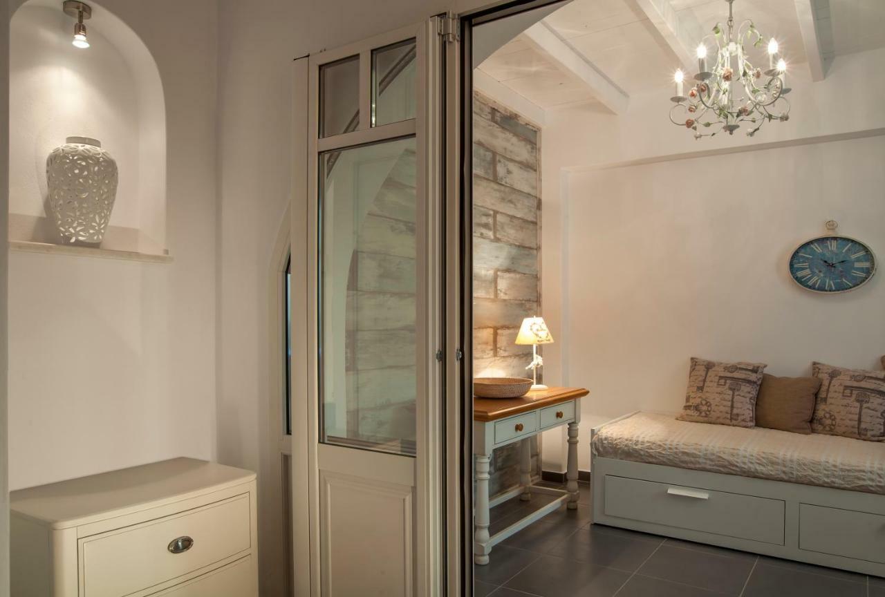 אדאמאס Miland Suites מראה חיצוני תמונה